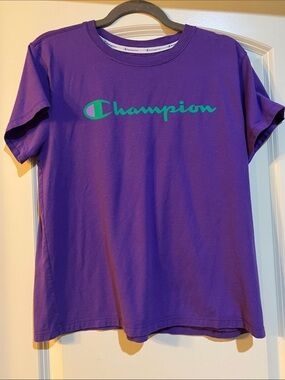 🎉 3 TEES 3 TEES. 3 TEES one price  Women's H213 See pics